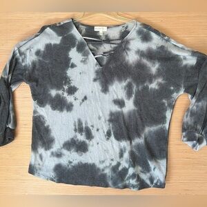 Perfect peach tie dye cross cross vneck sweater xl Tie-Dye V-Neck Women Top